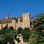 Comfort Hotel 3*