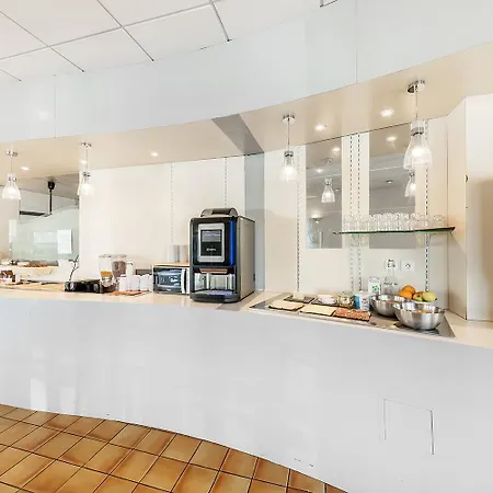 Отель Comfort 3*