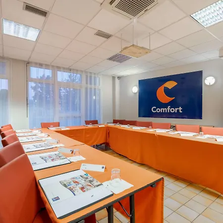 Hotell Comfort Montluçon