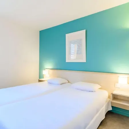 Comfort فندق Montluçon