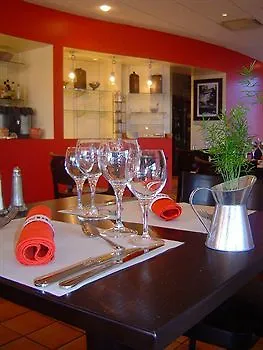 Comfort Hotel 3*