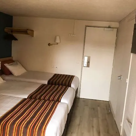 Отель Comfort Монлюсон